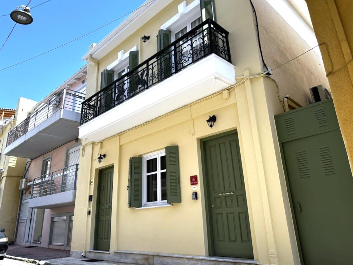 Mando Patrasso - Classical Apartment In The Center Of Patras With Free Parking Ngoại thất bức ảnh