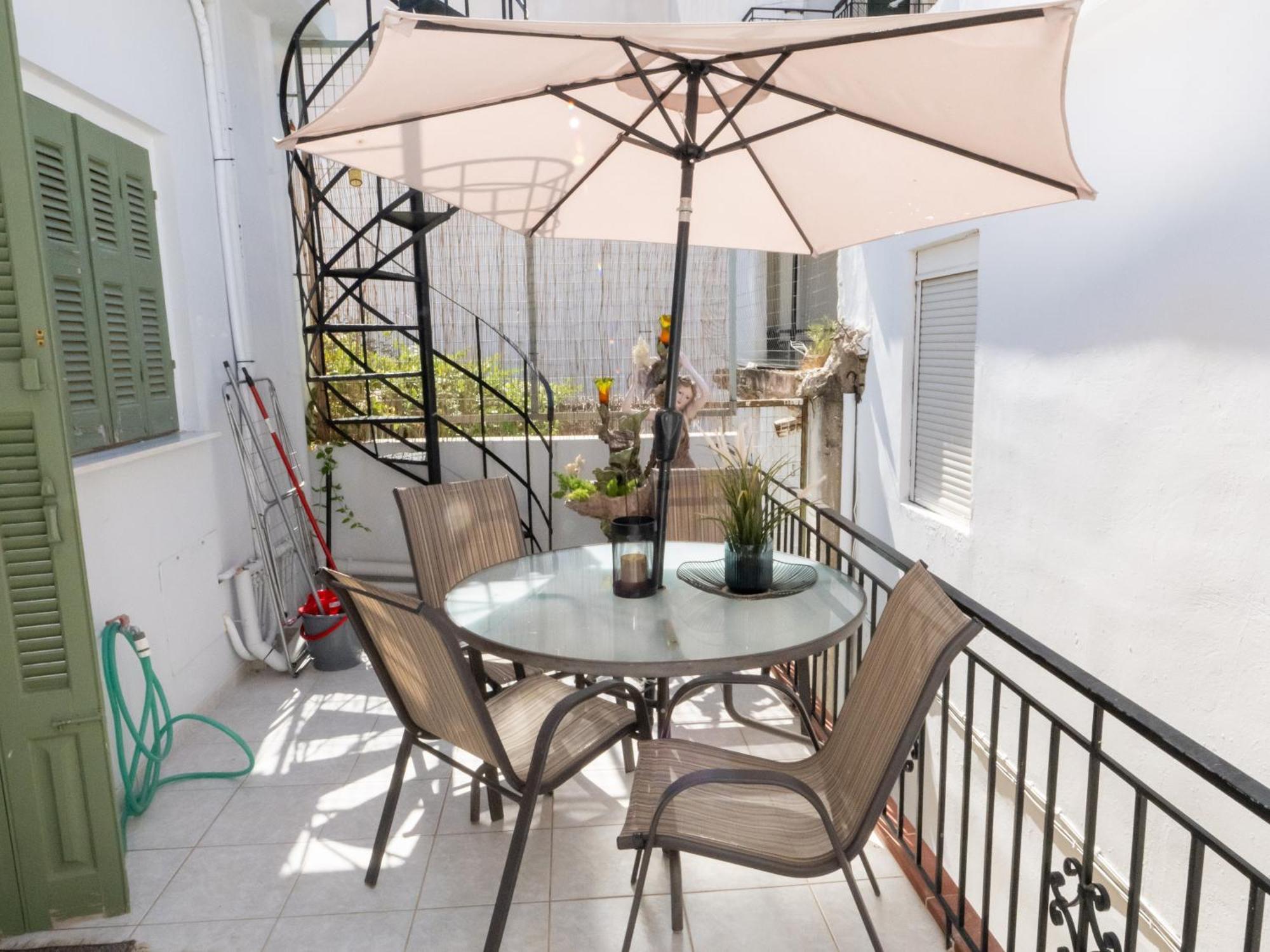 Mando Patrasso - Classical Apartment In The Center Of Patras With Free Parking Ngoại thất bức ảnh