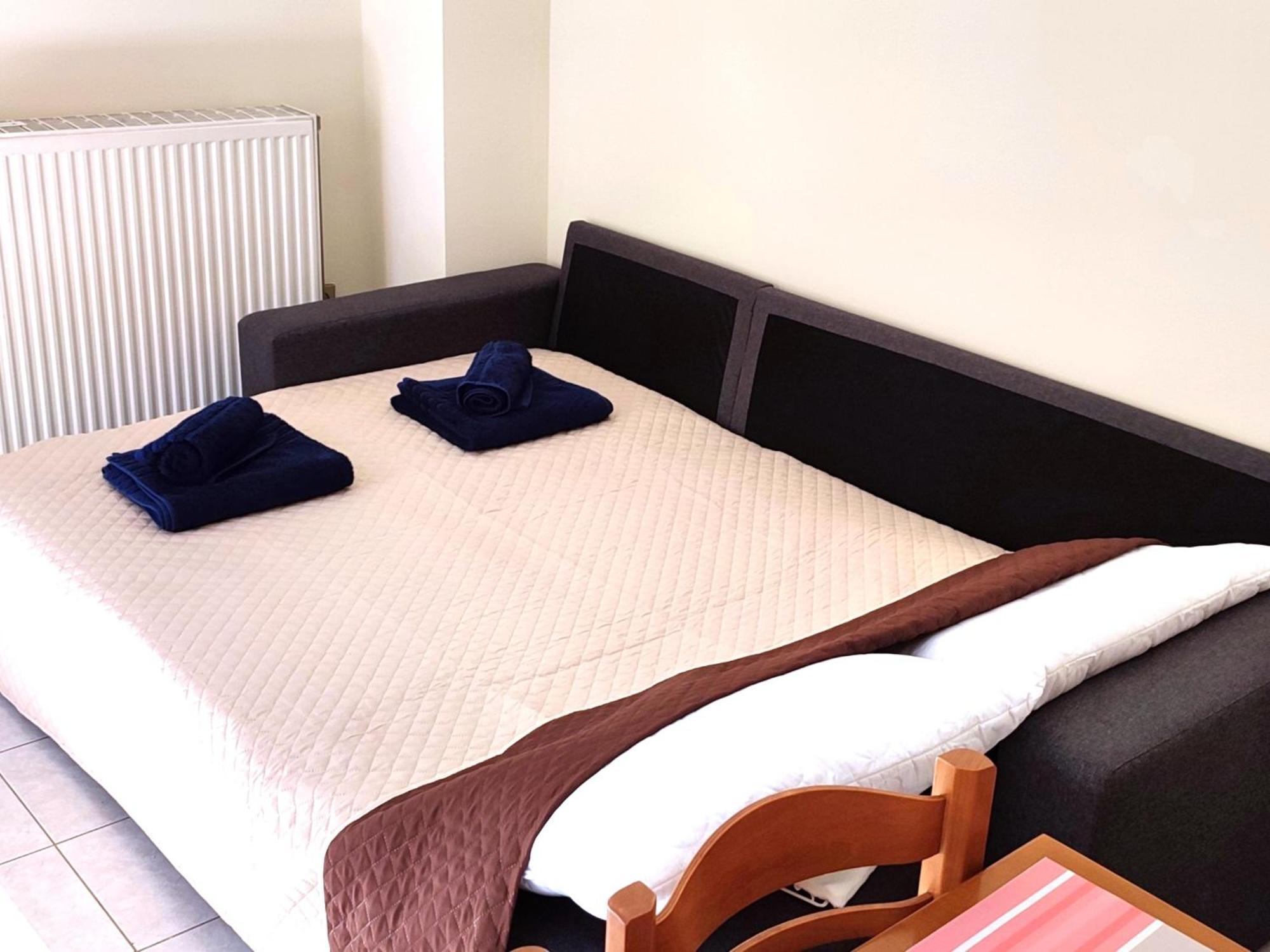 Mando Patrasso - Classical Apartment In The Center Of Patras With Free Parking Ngoại thất bức ảnh